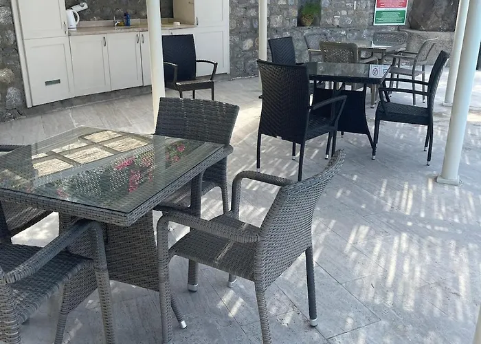 Family With Rooftop Sea Views In Yalikavak 博德鲁姆