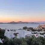 Villa Family With Rooftop Sea Views In Yalikavak Bodrum