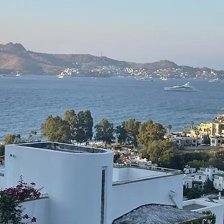 Family With Rooftop Sea Views In Yalikavak * بودروم