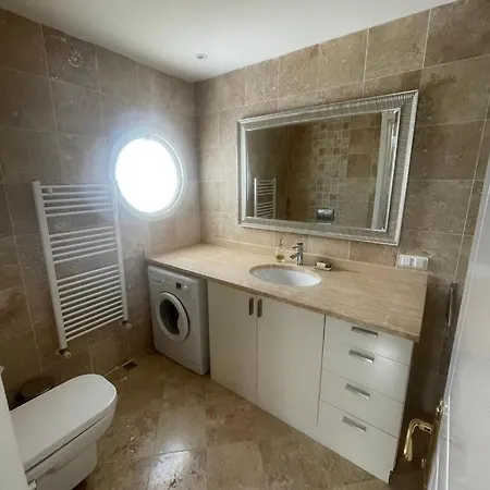 فيلة Family With Rooftop Sea Views In Yalikavak