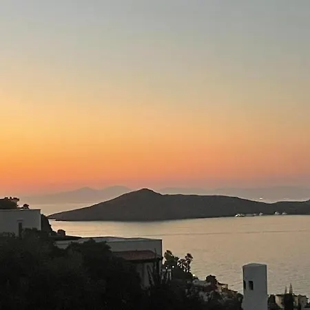 فيلة Family With Rooftop Sea Views In Yalikavak *
