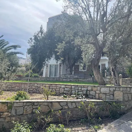 ヴィラ Family With Rooftop Sea Views In Yalikavak