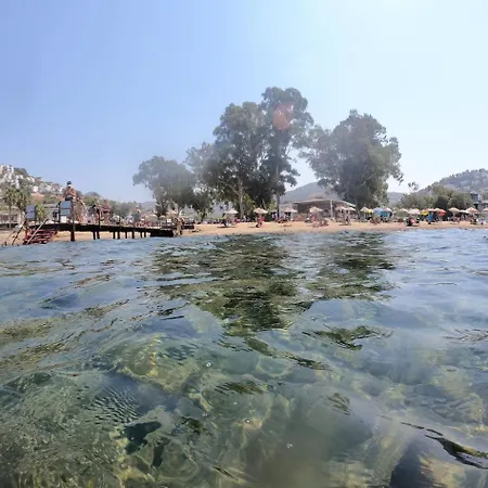 Family With Rooftop Sea Views In Yalikavak