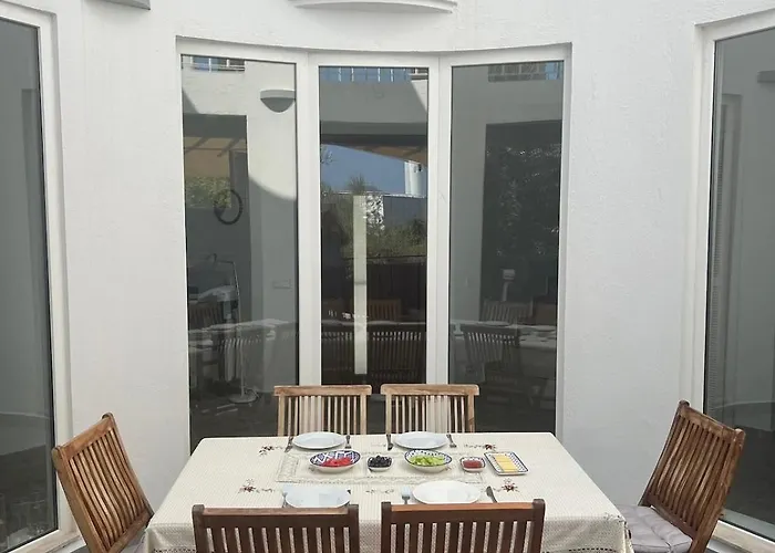 ヴィラ Family With Rooftop Sea Views In Yalikavak