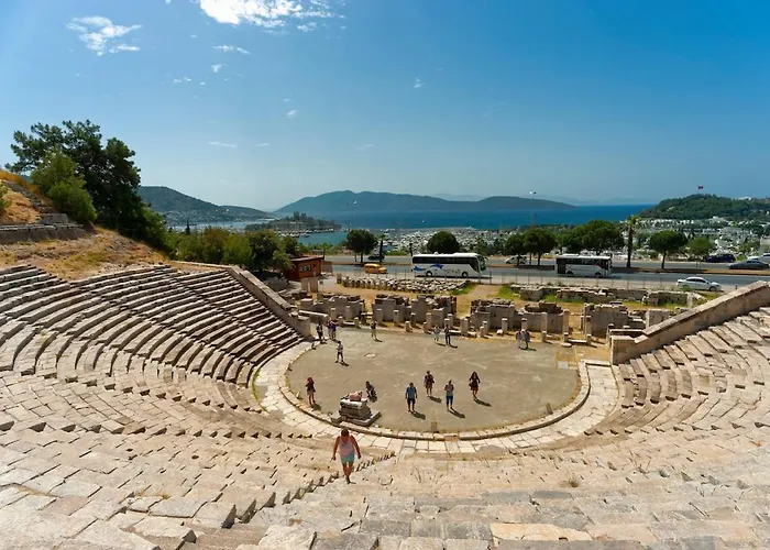 Family With Rooftop Sea Views In Yalikavak ボドルム