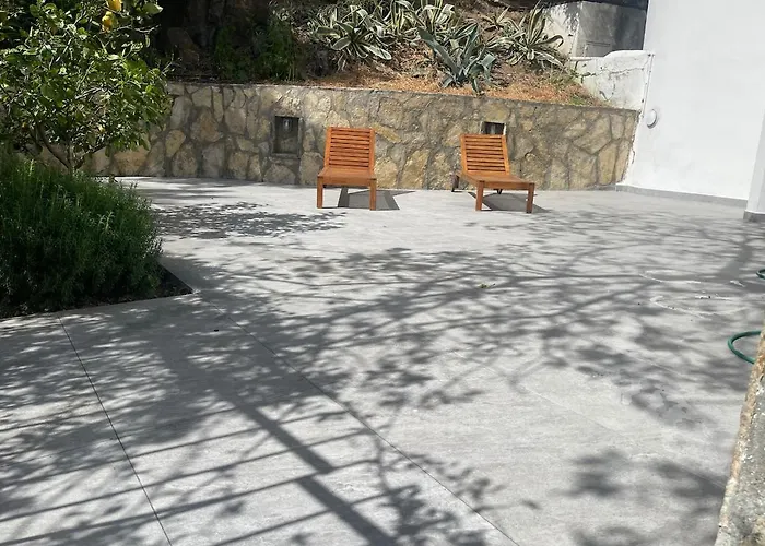 Family With Rooftop Sea Views In Yalikavak *