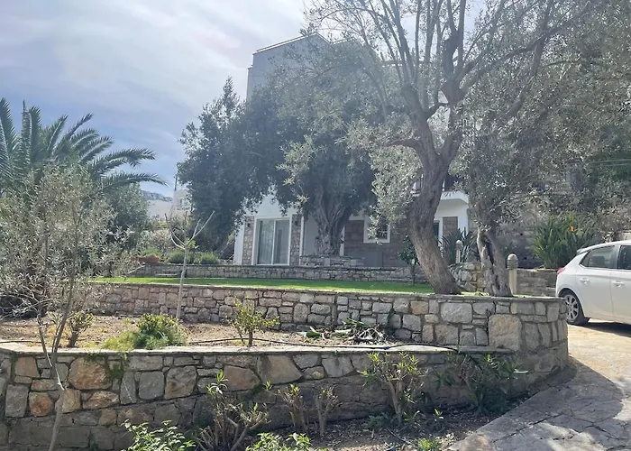 ヴィラ Family With Rooftop Sea Views In Yalikavak