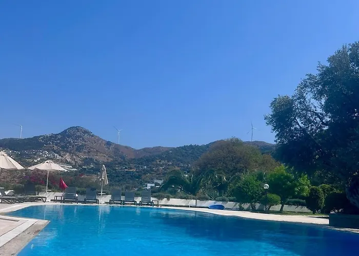 ヴィラ Family With Rooftop Sea Views In Yalikavak