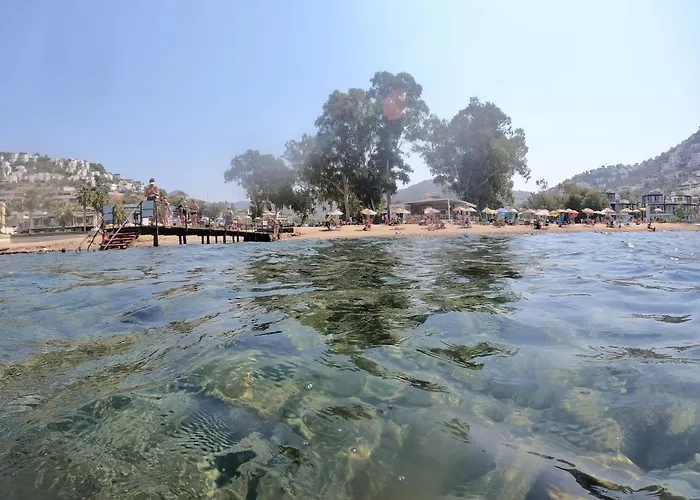 Family With Rooftop Sea Views In Yalikavak